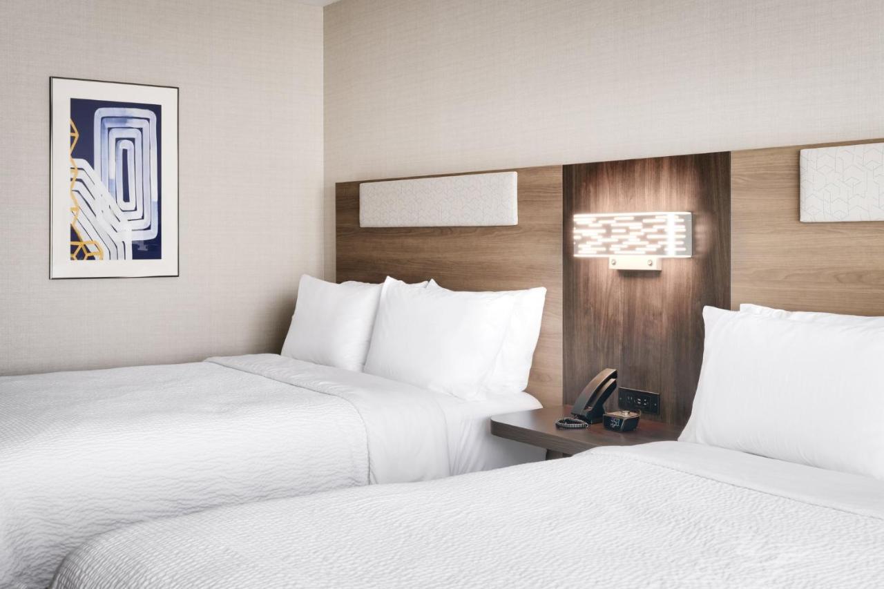 Holiday Inn Express And Suites Helena By Ihg Екстериор снимка