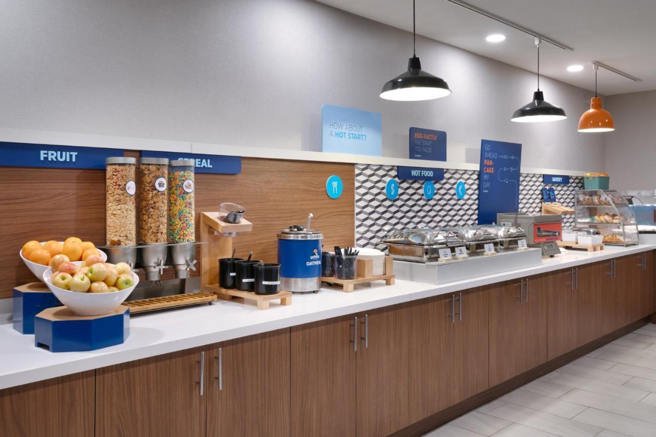 Holiday Inn Express And Suites Helena By Ihg Екстериор снимка